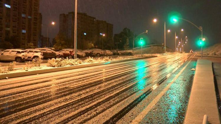 Okullar tatil olacak mı Pazartesi için kar ve sağanak uyarısı