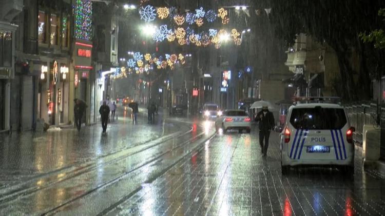 Okullar tatil olacak mı Pazartesi için kar ve sağanak uyarısı