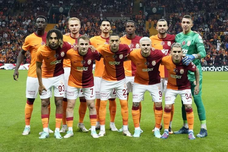 MUSLERA SÜPER DÖNECEK