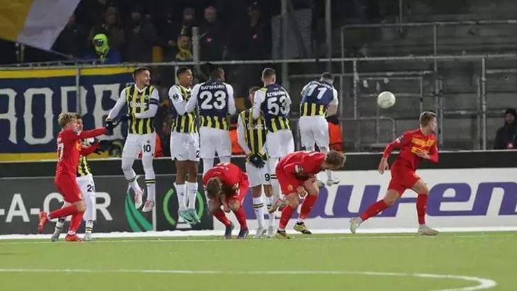 Cuma sabahına kadar gol yedik Nihat Kahveci çıldırdı