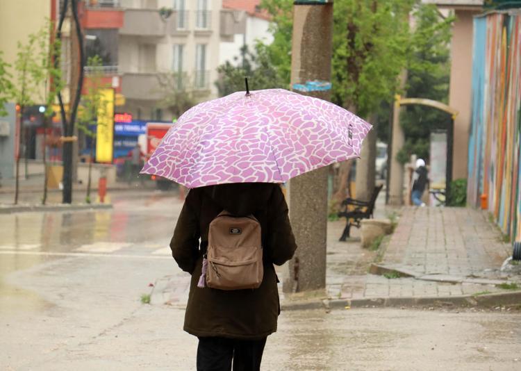 Kar yağacak, hafta sonu donacağız 14 ile sarı ve turuncu kodlu uyarı