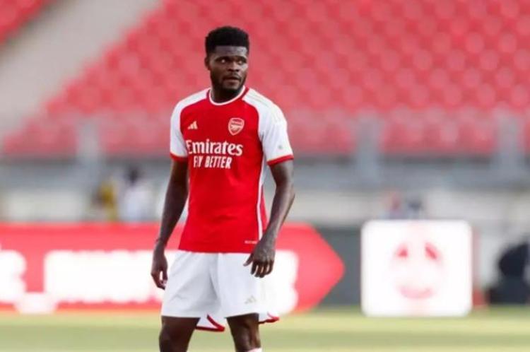 Galatasaraya Arsenalli yıldız Transfer çalışmaları hızlandı