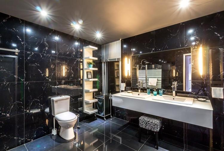 Banyo ve tuvaletteki kötü kokuyu anında yok ediyor, mikroplarında kökünü kazıyor