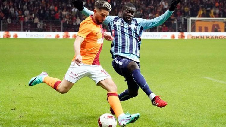 Aslan evinde yenilmezlik serisini 24 maça çıkardı Galatasaray-Adana Demirspor maçında 4 gol 2 penaltı