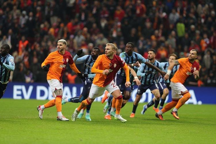 Maç sonu 3’lüsü Mauro Icardiden