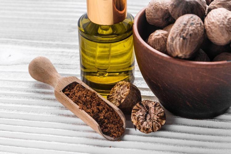 Saç dökülmesini 30 dakikada tarihe gömüyor Köklere değdiği anda saç fışkırtıyor, 1 kez sürmek bile etkili