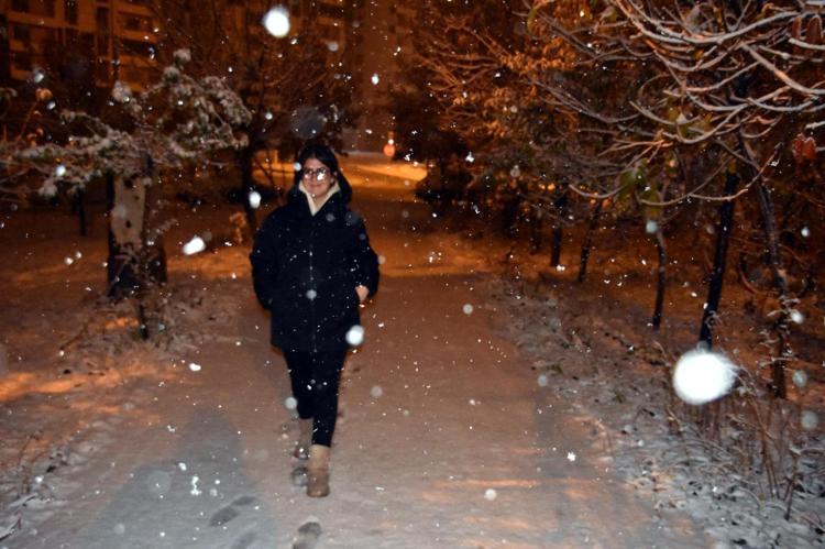 Kar yağışı İstanbulda 2 gün etkili olacak AKOMdan da uyarı geldi: Buzlanmaya dikkat