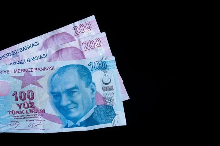 Emeklilerin ek zam oranı belli oldu Farklar ne zaman hesaplara yatacak