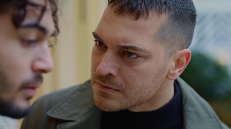 Gaddar oyuncuları Gaddar dizisinin konusu nedir, oyuncuları kimler Çağatay Ulusoy’un yeni dizisi Gaddar nerede çekiliyor, gerçek hikaye mi