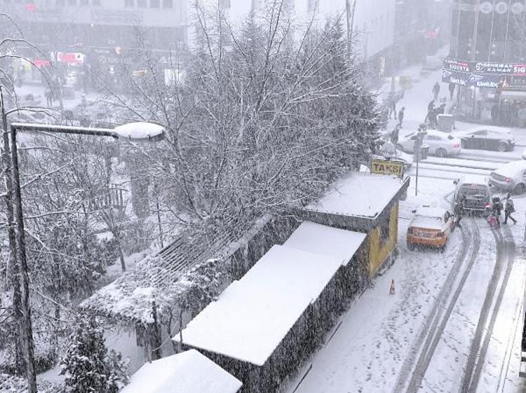 Kar yağışı için tarih verildi İller belli oldu: İstanbul, Ankara, İzmir...
