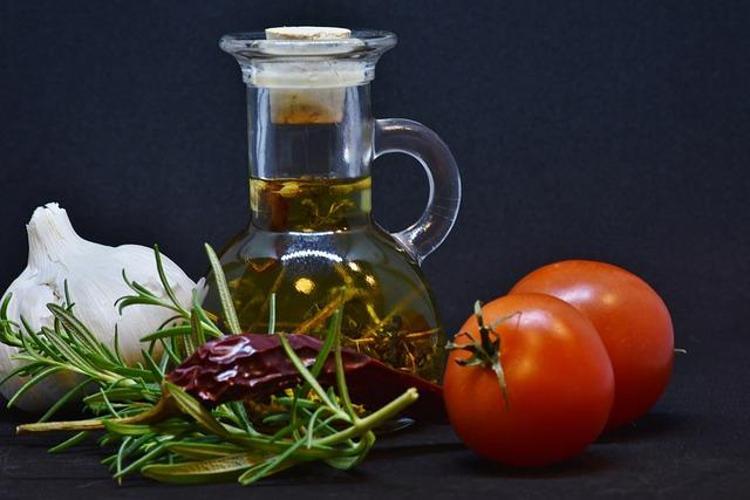 KEKİK YAĞI UYGULARKEN DİKKAT EDİLMESİ GEREKENLER