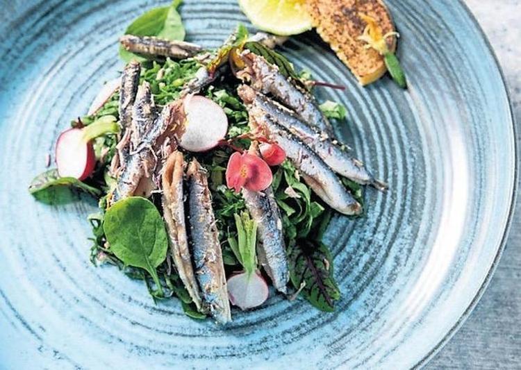 Kilosu 150 liradan pazar tezgahında yerini aldı! Fiyatı görenleri