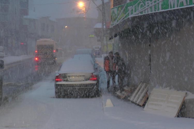 Kar yağacak iller belli oldu Bu tarihe kadar lapa lapa yağacak
