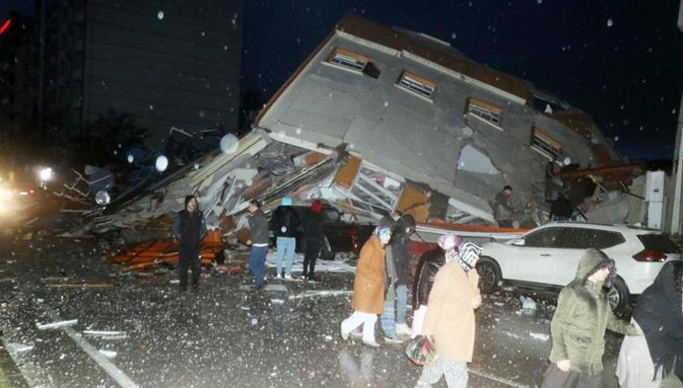6 ŞUBAT DEPREMİ ANMA MESAJLARI: Kahramanmaraş depreminde kaybettiklerimiz için duygusal deprem taziye mesajları