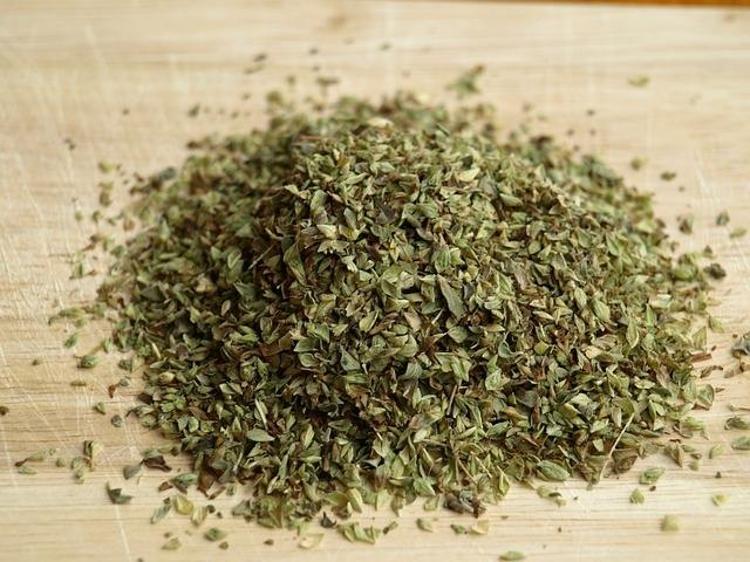 BAŞROLDE O BAHARAT VAR