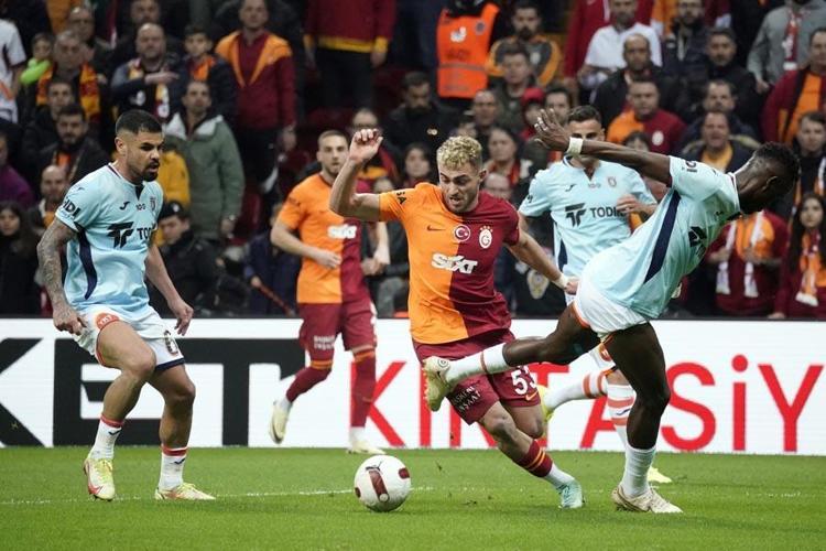 KÖHN VE VINICIUS YEDEKTE