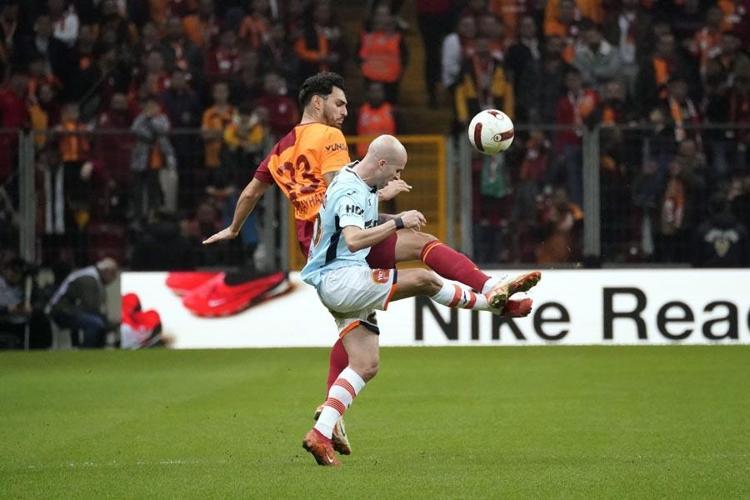 Galatasaray ligdeki yenilmezliğini 13 maça çıkardı