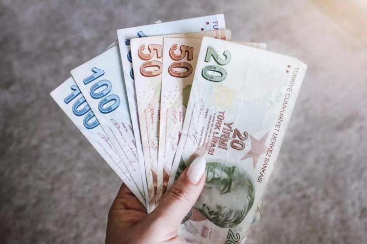 ELİNDE ALTIN BULUNDURAN SATMAMALI