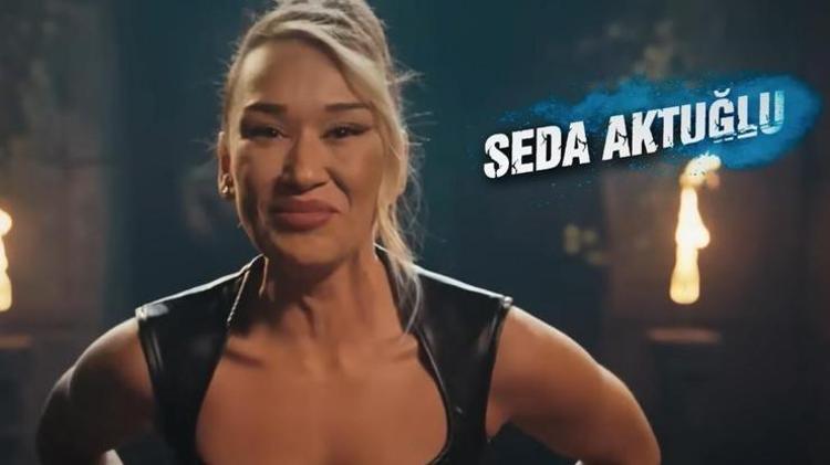 MESAJLARI PAYLAŞTI