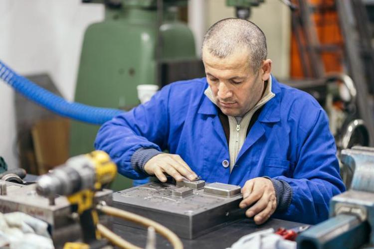 Haftalık çalışma saati kısalıyor Mesaiye ince ayar