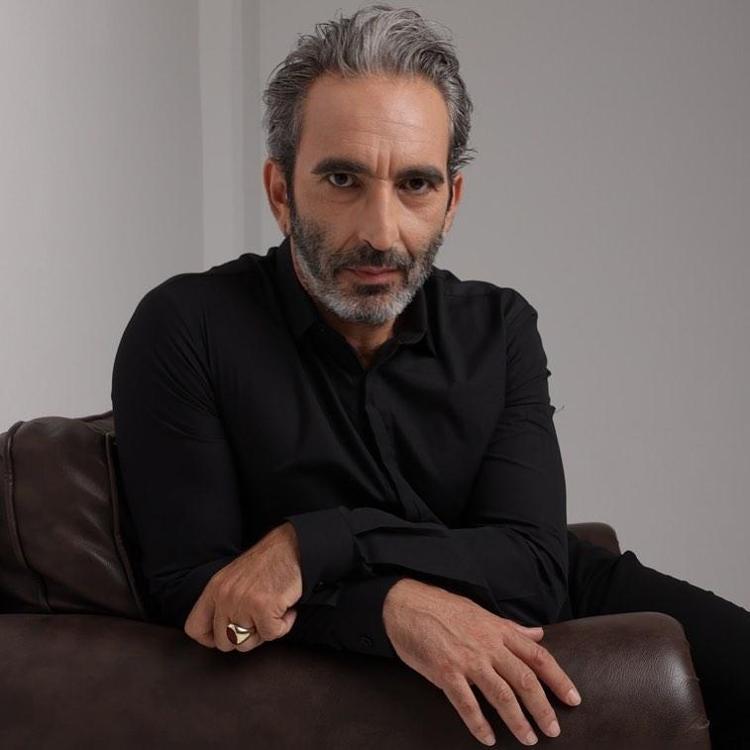FIRAT TANIŞ KİMDİR