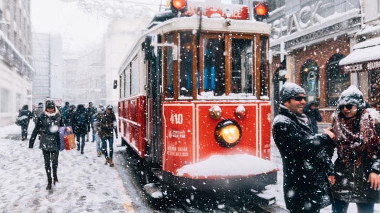 Yoğun kar yağışı başlıyor, Meteorolojiden peş peşe uyarılar geldi