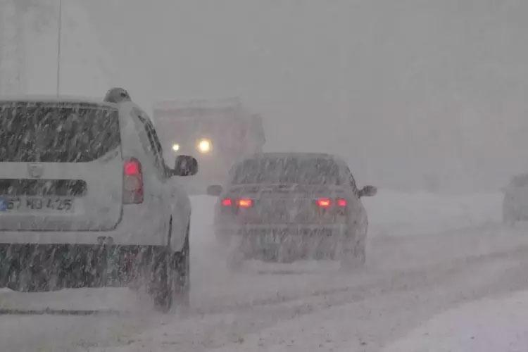 Yoğun kar yağışı başlıyor, Meteorolojiden peş peşe uyarılar geldi