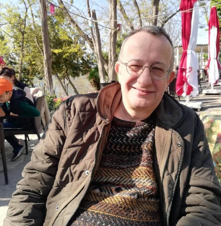 NAŞİT ÖZCAN KİMDİR