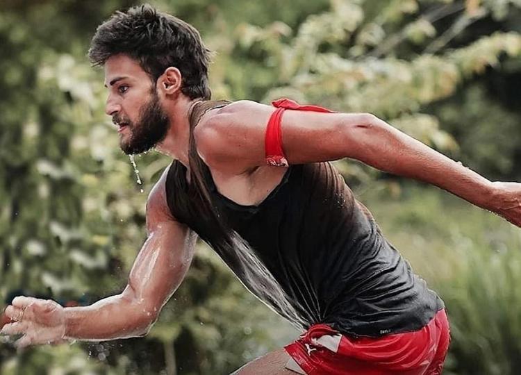 Survivor Batuhan Karacakaya peruk mu kullanıyor Görüntüler çok konuşuldu