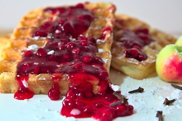 Bayram kahvaltılarında aman dikkat Ayıla bayıla yiyoruz ama damarları anında tıkayıp kan şekerini zirve yaptırıyor