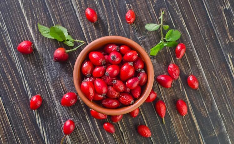 Gece sürünce kolajen etkisini 2 kat artırıyor Tek bir damlası kırışıklıkları ütü gibi düzleştiriyor