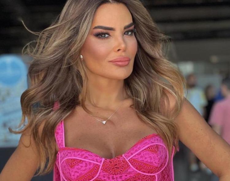 Özlem Yıldız gelen yoruma kayıtsız kalamadı