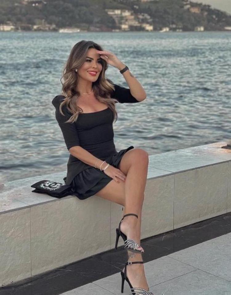 TAKİPÇİSİNE CEVAP VERDİ