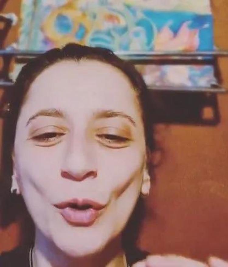 Duygu Nebioğlundan annesi Suphiye Orancıya mesaj: Sen Duygu’na güven seninle dünyayı değiştireceğiz