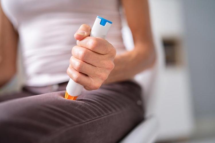 TEST YAPARAK ALERJENİ SAPTAMAK GEREKİYOR