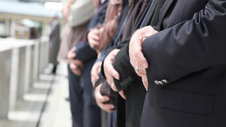 Cuma namazı saati 3 Mayıs 2024: Bugünkü Cuma namazı saat kaçta kılınacak İstanbul, Ankara, İzmir, Bursa, Konya ve il il Diyanet Cuma namazı saatleri