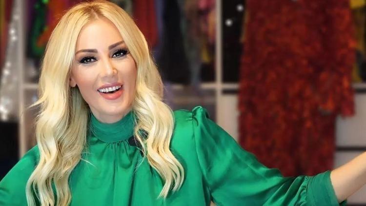 Estetik olmuştu Petek Dinçözün annesi Esra Süay Toğuşun son hali şaşırttı