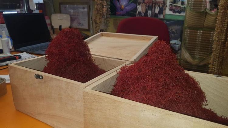 Türkiyede gramı 200 liradan satılıyor Dünyanın en pahalı baharatı: Damarlardaki iltihabı söküyor, kalp krizi riskini azaltıyor