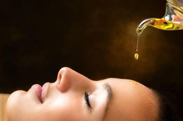 Derin kırışıklıkları tek damlada açıyor Estetik yaptırmadan 10 yaş birden gençleşmenin formülü