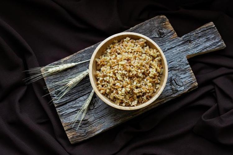 ŞEHRİYELİ BULGUR PİLAVI TARİFİ