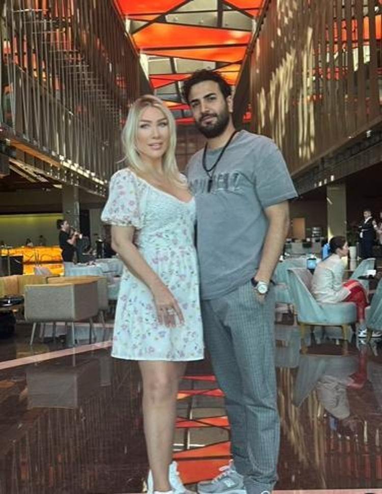 AMBALAJI AÇILMAMIŞ KÜFÜRLERİM VAR
