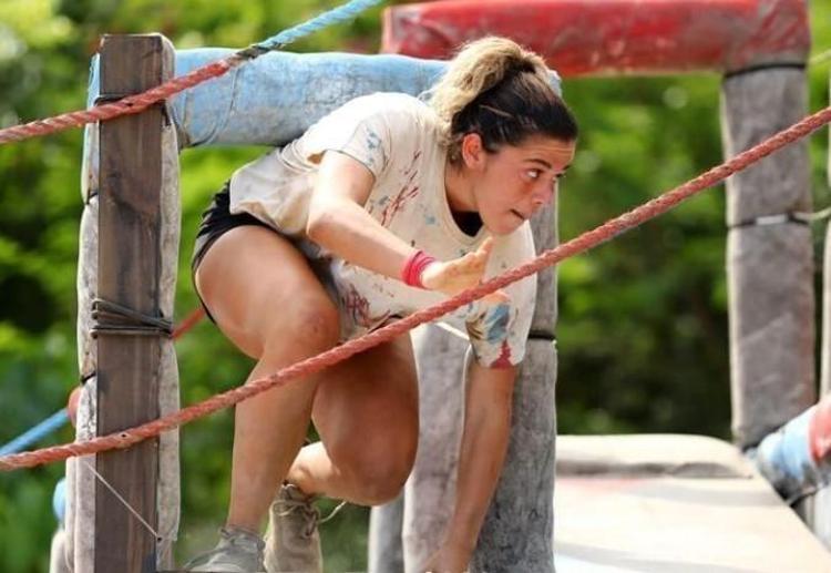 Nefiseden Survivor Yunanistan takımındaki Fanise aşk itirafı Beni kendine çok çekiyor
