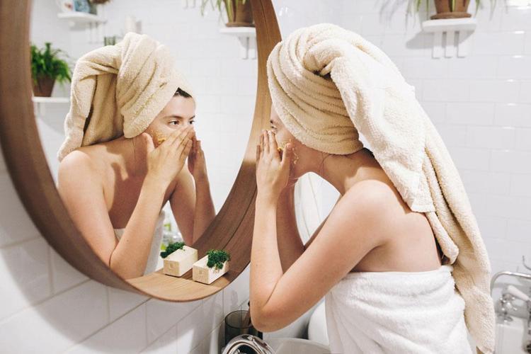 Gece 1 damla sürünce hücre onarımını destekliyor Anti-aging koruma sağlayan tek yöntem, doğal botoks etkisi