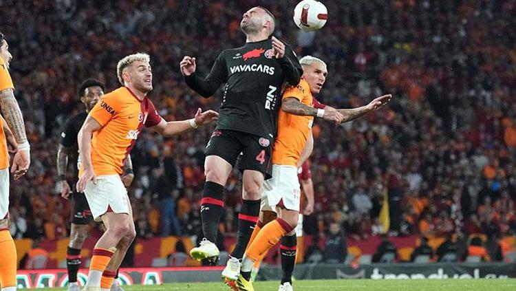 Galatasaraydan şampiyonluk hamlesi Kadroda sürpriz karar