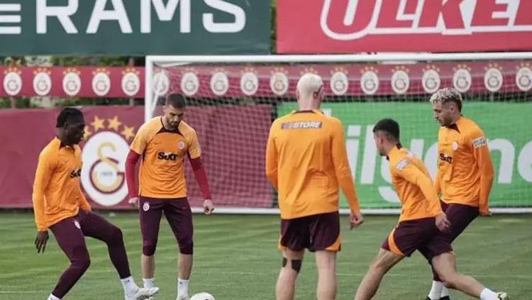 Galatasaraydan şampiyonluk hamlesi Kadroda sürpriz karar