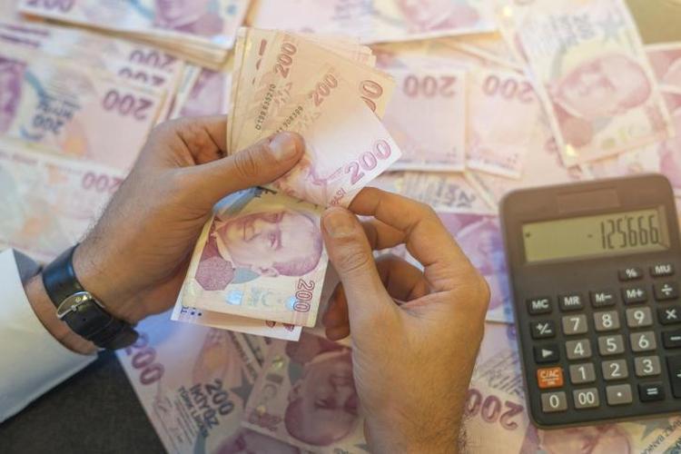 LİKİDİTE FAZLASI NEDENİYLE ORTALAMADA 4.5 PUAN GERİLEMIŞTİ