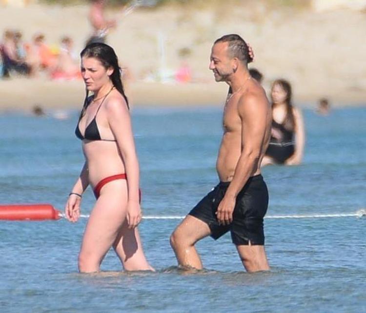 Rıza Kocaoğlu ve Deniz Işın birlikte tatile çıktı Akıllara Yeniş aşk mı sorusu geldi