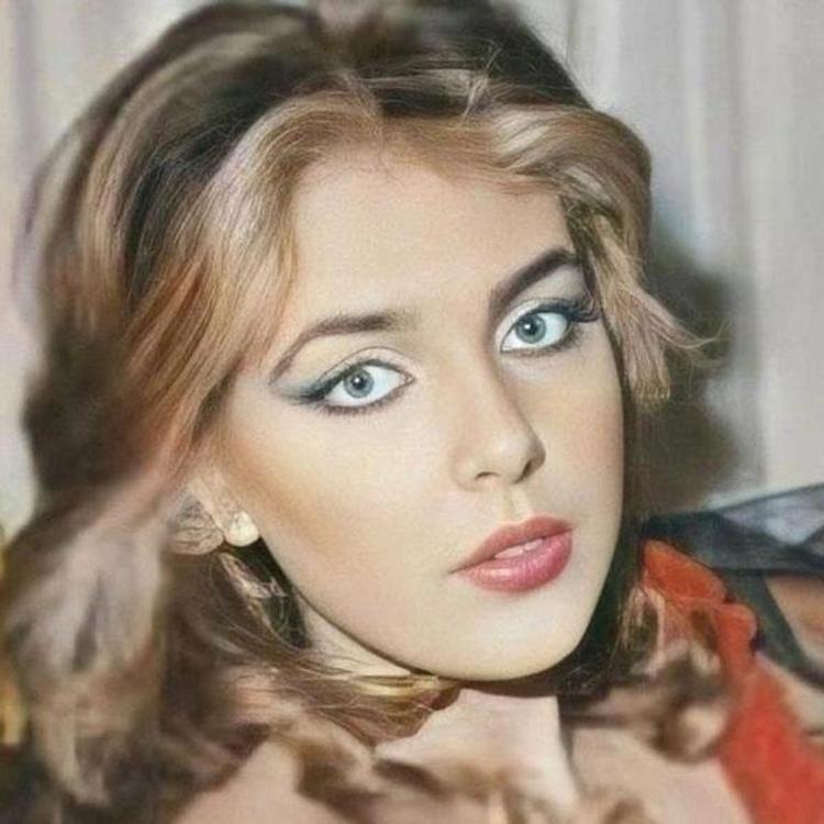 Yoğun bakıma kaldırılan Ahu Tuğbanın dikkat çeken hayatı 14 yaşında doktor raporuyla evlendi