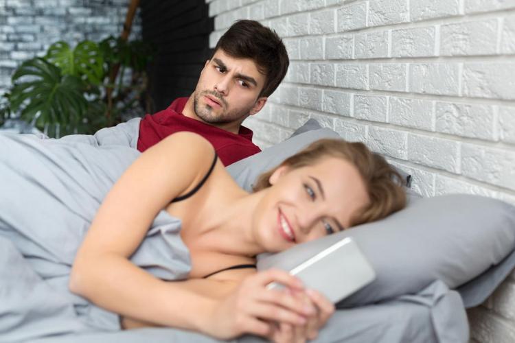 İLETİŞİM EKSİKLİĞİ