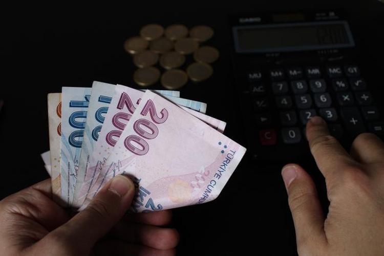 Bankalar harekete geçti BESi bozmadan ihtiyaç kredisi